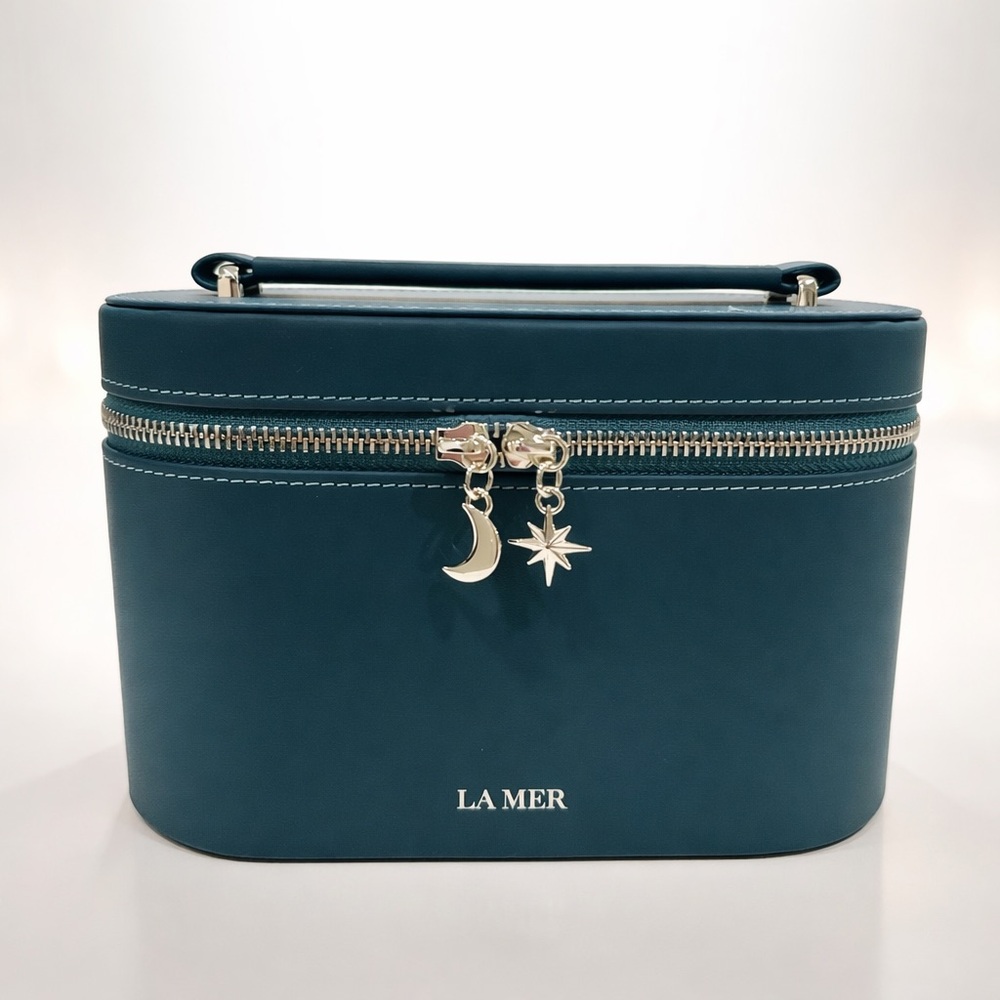 La Mer Blue Cosmetic Case with Silver Accents